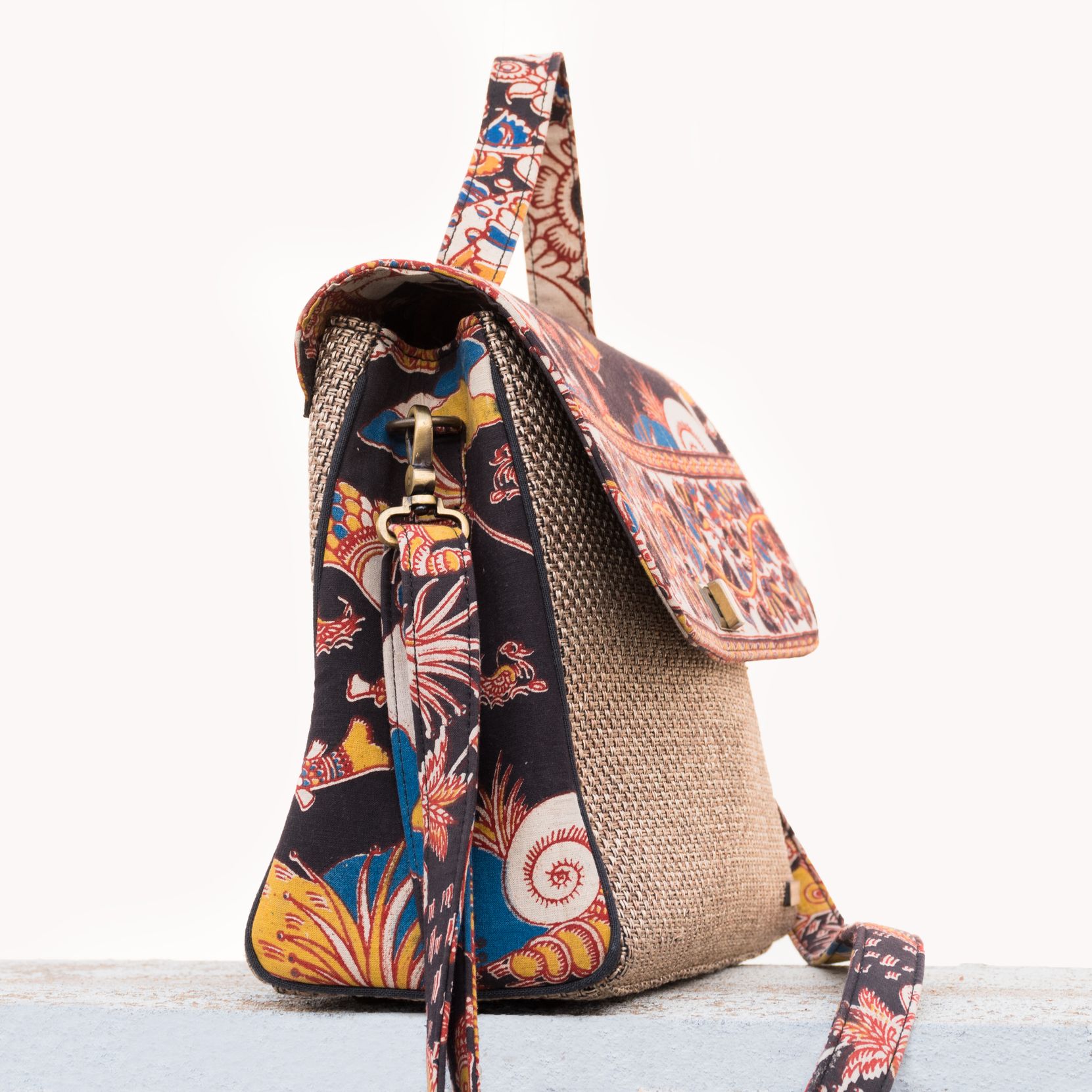 Buy Royal Fabric Bags Jute Kalamkari Design Grocery Handbag For  Multipurpose Use, Unisex at Amazon.in